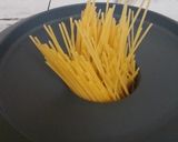 Foto del passaggio 3 della ricetta Pasta al tonno risottata con il Bimby