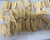 Foto del paso 1 de la receta: 464. Plátano frito con mojo verde canario (guarnición)