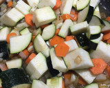Foto del paso 5 de la receta: Macarrones con todas las verduras que había en casa