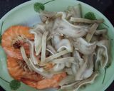 Hình bước làm 1 của món Gỏi đu đủ và tai heo
