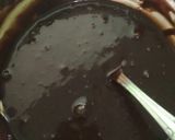 Foto langkah ke 5 dari resep Molten Choco Lava Cake.