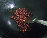 মুচমুচে মিষ্টি চিঁড়ে (Muchmuche mishti chnire recipe in Bengali) রেসিপির ধাপ 2 ছবি
