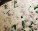 A picture of step 4 of Turkey 🦃 Tator Tot Casserole 🥘.