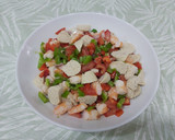 Foto del paso 1 de la receta: Picadillo con langostinos y huevas de merluza