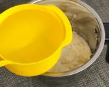 A picture of step 5 of Poha Dosa.