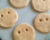A picture of step 5 of Potato smiley.