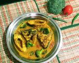 A picture of step 7 of Broccoli Fish Curry.