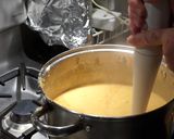 Foto del paso 4 de la receta: CREMA DE ARVEJAS AMARILLAS PARTIDAS SECAS, CON JAMÓN AHUMADO