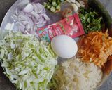 A picture of step 1 of Cabbage Pakora.