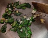A picture of step 2 of Egg masala.