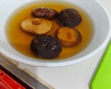 Foto langkah ke 2 dari resep Nasi Ayam Jamur.
