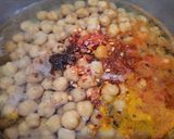 A picture of step 3 of Kathiawari chole.