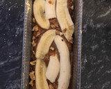 Foto del paso 4 de la receta: Torta de banana con chips de chocolate y dulce de leche