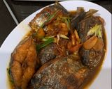 Foto langkah ke 3 dari resep Ikan tenggiri masak kecap.