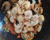 Foto langkah ke 4 dari resep Udang Asam Manis.