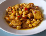 Foto del paso 6 de la receta: Pollo al curry con garbanzos