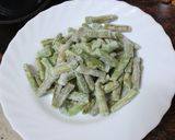 Foto del paso 4 de la receta: Entrecot adobado a la plancha con papas cocidas y habichuelas y zanahorias baby salteadas