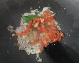 Foto langkah ke 3 dari resep Tumis Tauge Baso.