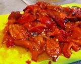 Sałatka makaronowa z pieczoną papryką, mozzarellą i oliwkami krok przepisu 3 zdjęcie
