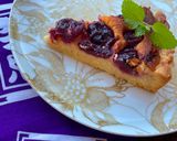 A picture of step 6 of Easy Cherry Cheese Tart.