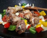 Foto langkah ke 4 dari resep Ayam kecap paprika #pr_adakecapmanisnya.