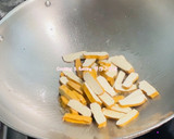 糯米椒炒豆干「下酒小菜來一碟，朋友歡聚好時光」的食譜步驟7照片