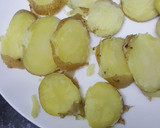 Foto del paso 5 de la receta: Gulas con merluza y patata