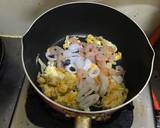 Mix Egg-Seafood Penne Pasta langkah memasak 4 foto