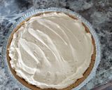 A picture of step 4 of Peanut Butter Pie.