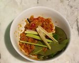 Foto langkah ke 1 dari resep Nasi goreng kencur daun kemangi pedass !.