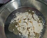 A picture of step 2 of Dal pakwan.