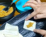 Foto langkah ke 6 dari resep Jajan Lebaran Dua Bahan Aja / Pastel Abon Kulit Pangsit (192).