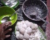 Foto langkah ke 5 dari resep Mochi homemade.