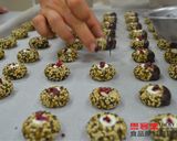 【樂客來】芝麻抹茶拇指餅乾的食譜步驟26照片
