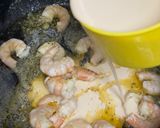 Gambar langkah 4 resipi Shell Pasta Shrimp Curry Creamy.
