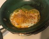 A picture of step 2 of Avocado and egg toast.