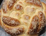 Foto langkah ke 7 dari resep Challah Bread - Braided bread.
