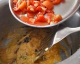 A picture of step 4 of Fish curry.