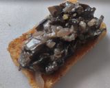 Foto del paso 8 de la receta: Salsa🍄‍🟫de champiñones🥙cremosa🥯🧄🧅