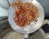 Foto langkah ke 3 dari resep Bawang Merah Goreng.