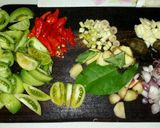 Foto langkah ke 1 dari resep Garang Asem Ayam Kampung (tanpa santan).