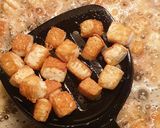 Foto langkah ke 1 dari resep Sizzling tofu.