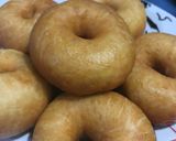 Foto langkah ke 6 dari resep Donat empuk dan montok.