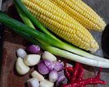 Foto langkah ke 1 dari resep Bakwan jagung bumbu cabe ulek.