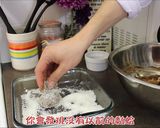 A picture of step 4 of [No Oven Needed] Chocolate Snowballs with Four Ingredients.