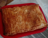 Foto del paso 5 de la receta: Empanada de hojaldre rellena de atún y tomate