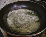 A picture of step 2 of Mumbai Pav Bhaji.
