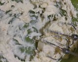 Foto langkah ke 2 dari resep Sagu Keju Topping Basil (Kue kesukaan Eyang Mami).