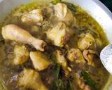 Foto langkah ke 5 dari resep Ungkep ayam bumbu kuning.