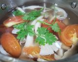 Hình bước làm 2 của món Canh đậu hũ non nấu nấm bào ngư (món chay)